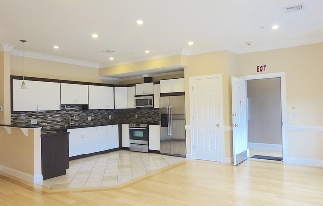 473 REVERE BCH PKWY