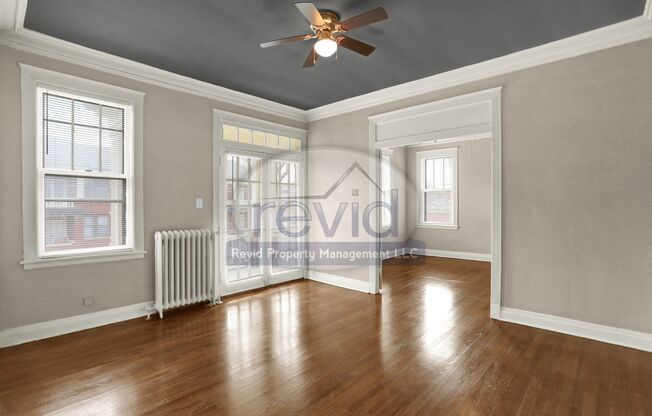 2 beds, 1 bath, 950 sqft, $995, Unit 308-2