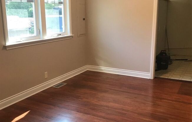 2bd/1ba Brier Home