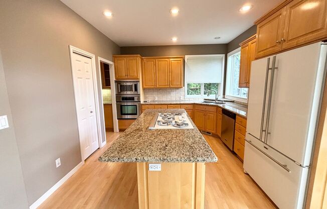 Beautiful Mt Park Home!!