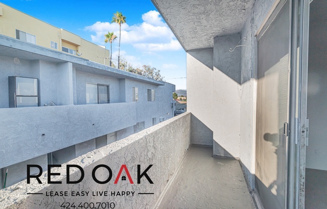 8337 CEDROS AVE