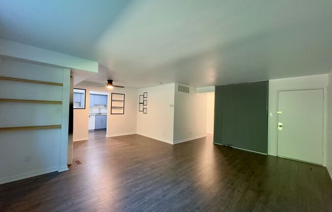 Charming and Spacious One Bedroom in Homeland Southway!