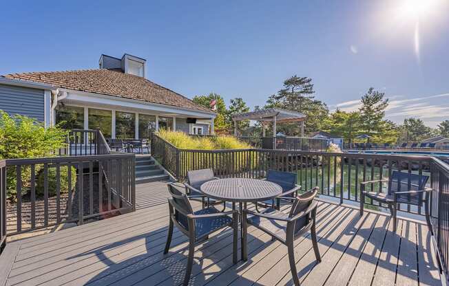 Outdoor sitting area at Harpers Point Apartments, Cincinnati