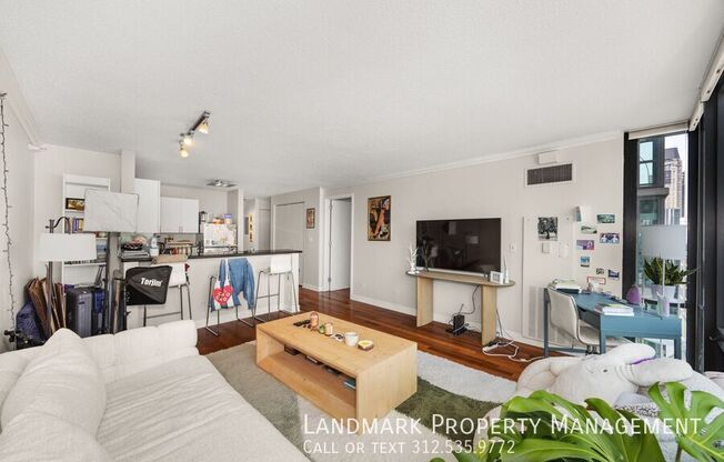 2 E Erie St, Chicago IL 3403