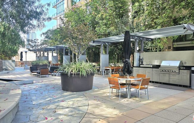 1 bed, 1 bath, 870 sqft, $2,750, Unit 1005