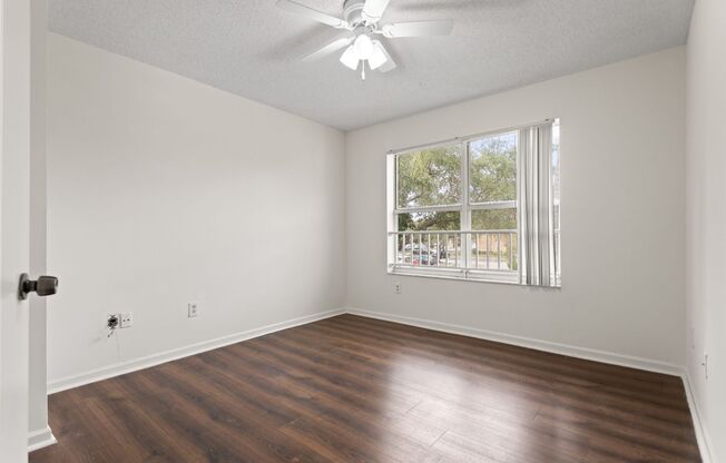 2 beds, 1 bath, 1,015 sqft, $2,050, Unit 08 - 823