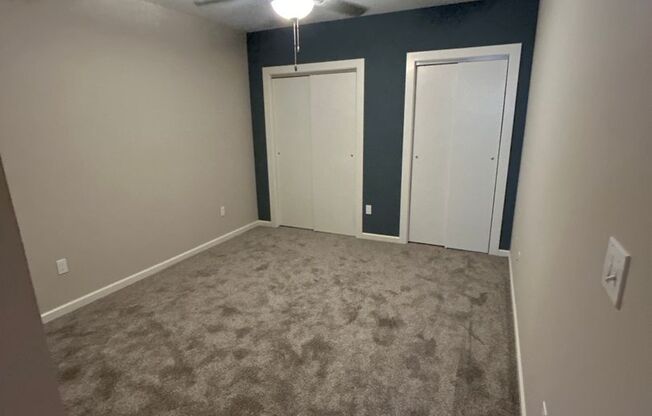 Studio, 1 bath, 500 sqft, $995, Unit 08