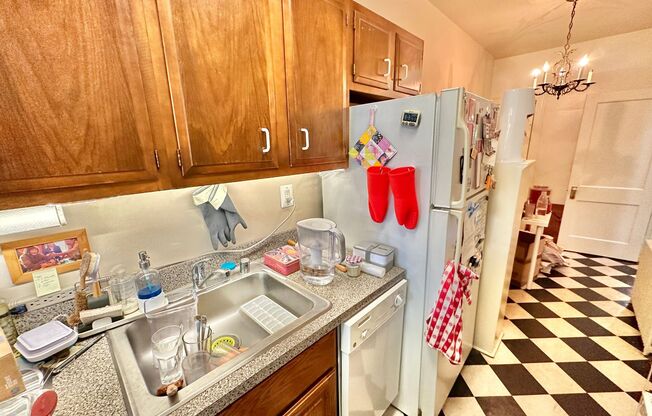 1 bed, 1 bath, 750 sqft, $2,195, Unit 03