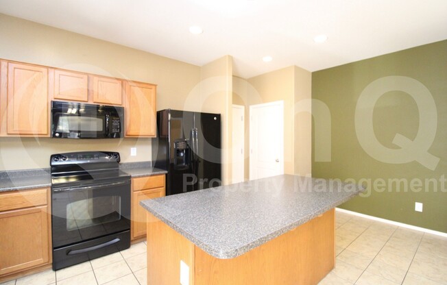 105 N 87 AVE
