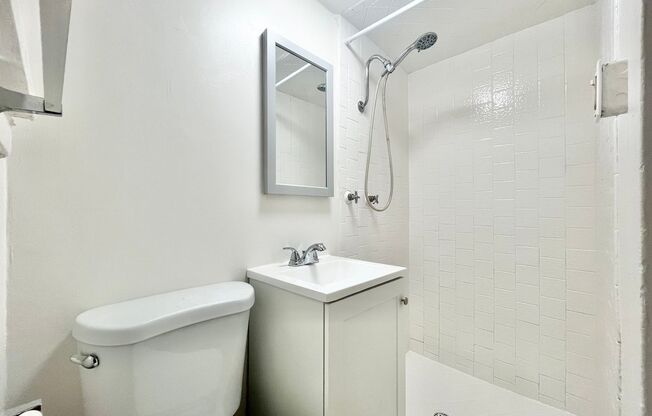 Studio, 1 bath, $1,195, Unit 07