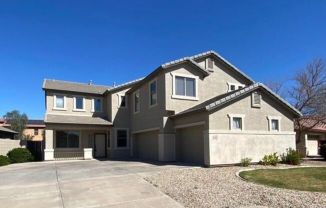 Wigwam Creek home 4 bedrooms with a private pool