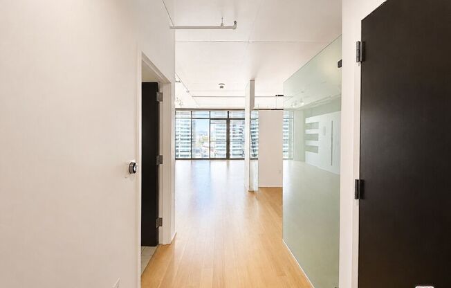 1 bed, 1 bath, 1,030 sqft, $3,200, Unit 1510