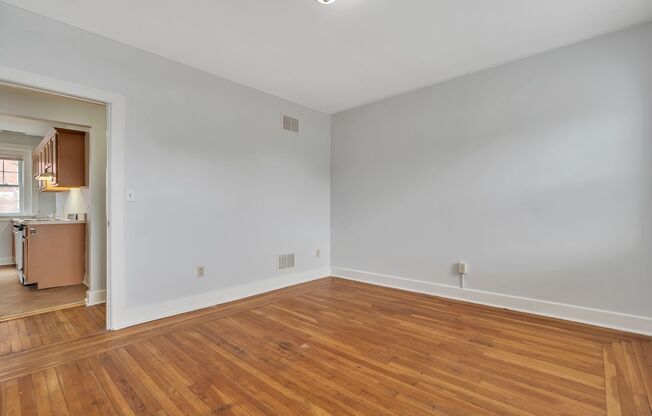 1 bed, 1 bath, 925 sqft, $1,495, Unit 17-C1