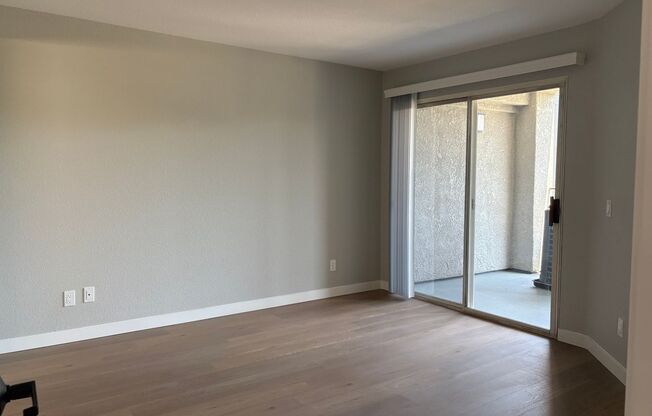 2 beds, 2 baths, 960 sqft, $3,195, Unit C-319