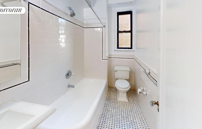 210 E 68th St, New York NY 10BC
