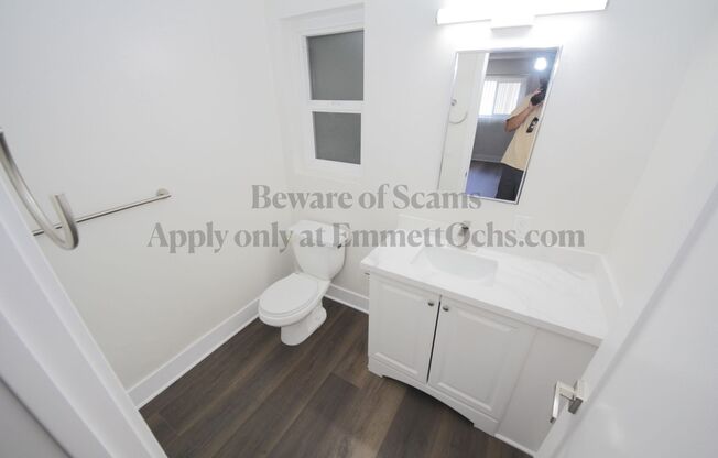 2 beds, 2 baths, $3,295, Unit 1