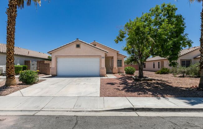 3-Bedroom Home with Upgraded Cooling & Great Entertaining Space – NLV