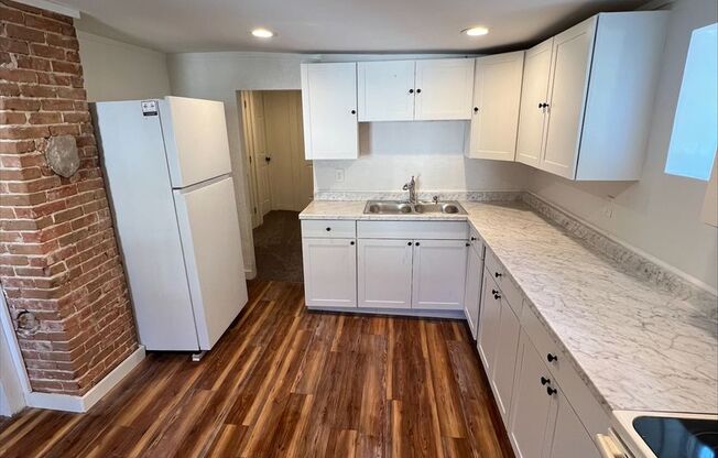 150 Maple St - Warren