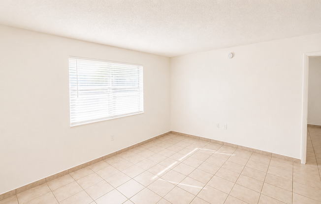 1 bed, 1 bath, 520 sqft, $1,600, Unit AG 08