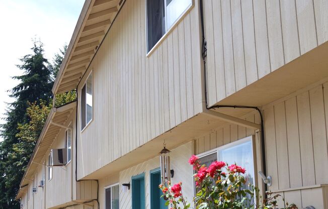 Arrowsmith Apartments