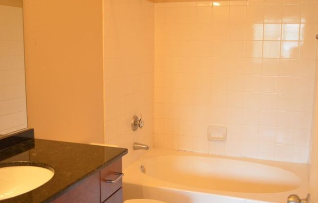 2 beds, 2.5 baths, $2,200, Unit # 2133