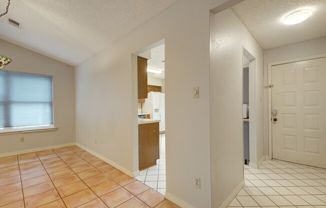 3 beds, 2 baths, $2,300