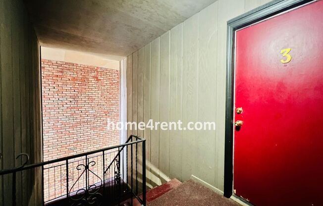 West Plaza Condo w/ an Updated Kitchen, Lots of Privacy and a Swimming Pool!