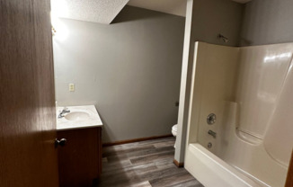 3 beds, 2 baths, $1,400, Unit KA848-4