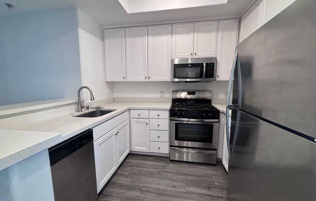 2 beds, 2 baths, 1,150 sqft, $3,498, Unit 217