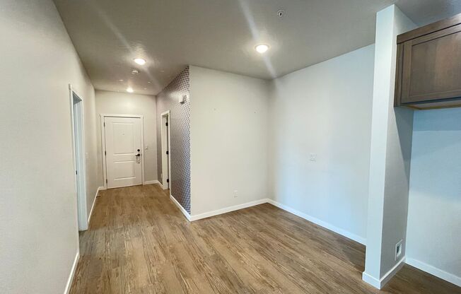 Hanley Loft Condo