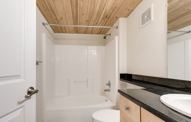 1 bed, 1 bath, 543 sqft, $1,375, Unit 208
