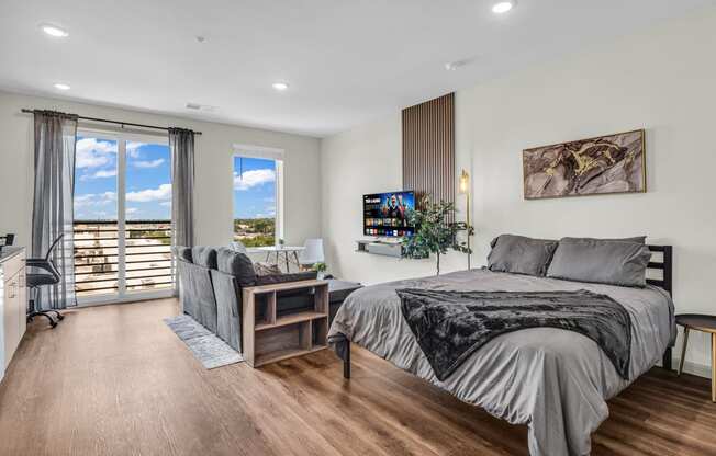 The Leo Apartments & Furnished Executive Suites Indianapolis