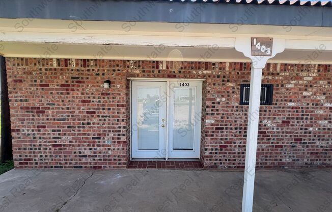 Beautiful Studio- ALL BILLS PAID-Month to Month Leasing