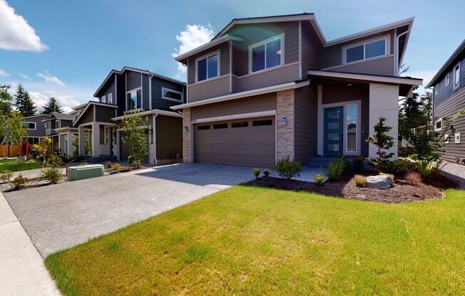 For Rent - Kent East hill Newer home East Hill area, 5 bed/3 bath, 2 car garage!  Available this month!