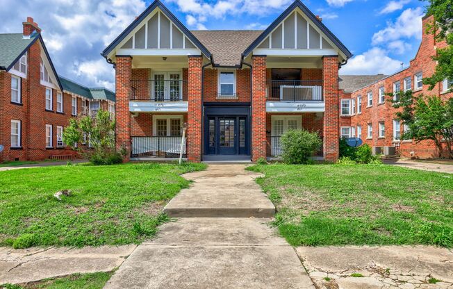 2 Bed 1 Bath apartment in Okc!