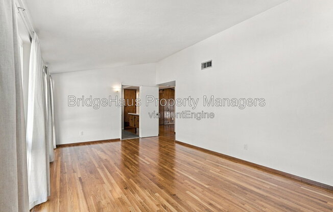 3 beds, 2 baths, 1,492 sqft, $4,200