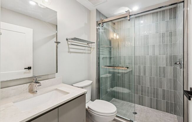 2 beds, 1 bath, 840 sqft, $2,800, Unit 411
