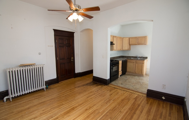 2115 3rd Ave