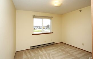 2 beds, 1 bath, $850, Unit Unit 11