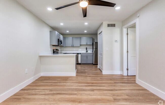 1 bed, 1 bath, 525 sqft, $1,350
