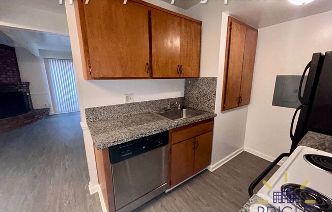 2 beds, 1.5 baths, 950 sqft, $1,975, Unit Apt. 12
