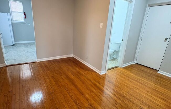 Monroe &amp; Lavergne 200