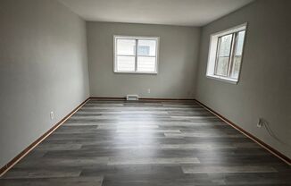 1 bed, 1 bath, $1,000, Unit 18335 1S