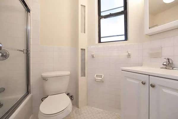 549 Bergen St.