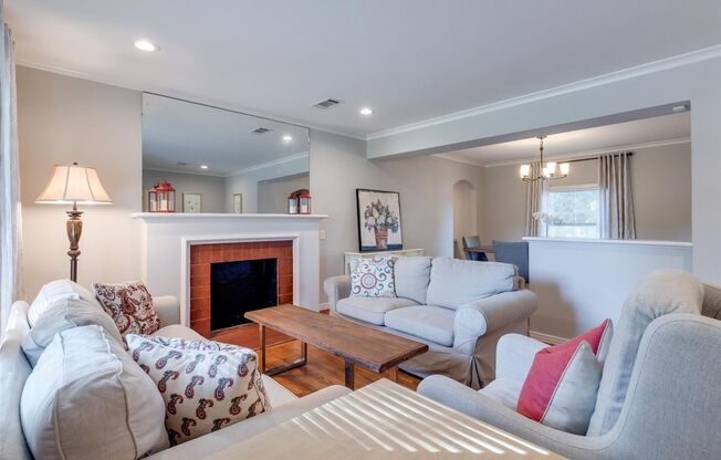 540 AQUA DR