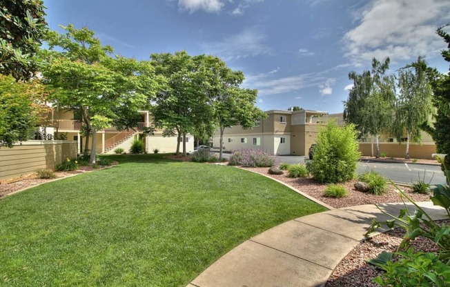 Lush Green Outdoor Spaces at Magnolia Place, Sunnyvale