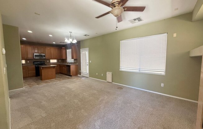 673 TALIPUT PALM PL