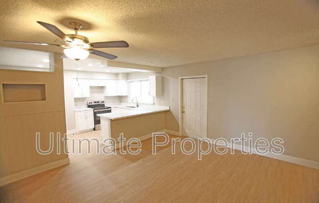 10825 N 45 LN