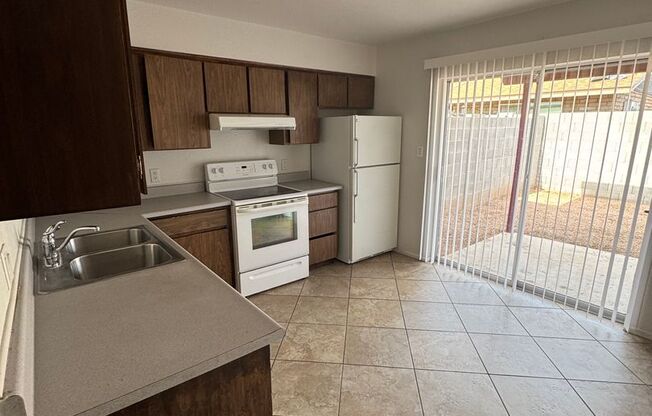 2 bedroom 1 bath unit available for rent in Mesa