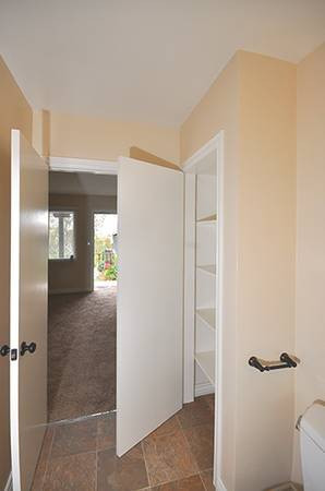 Studio, 1 bath, 275 sqft, $1,699, Unit 6